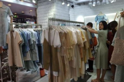 郑州服装批发市场,中原商贸明珠，时尚潮流风向标