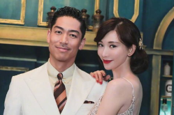 穿成被首辅休弃的原配妻子,从弃妇到权谋之巅